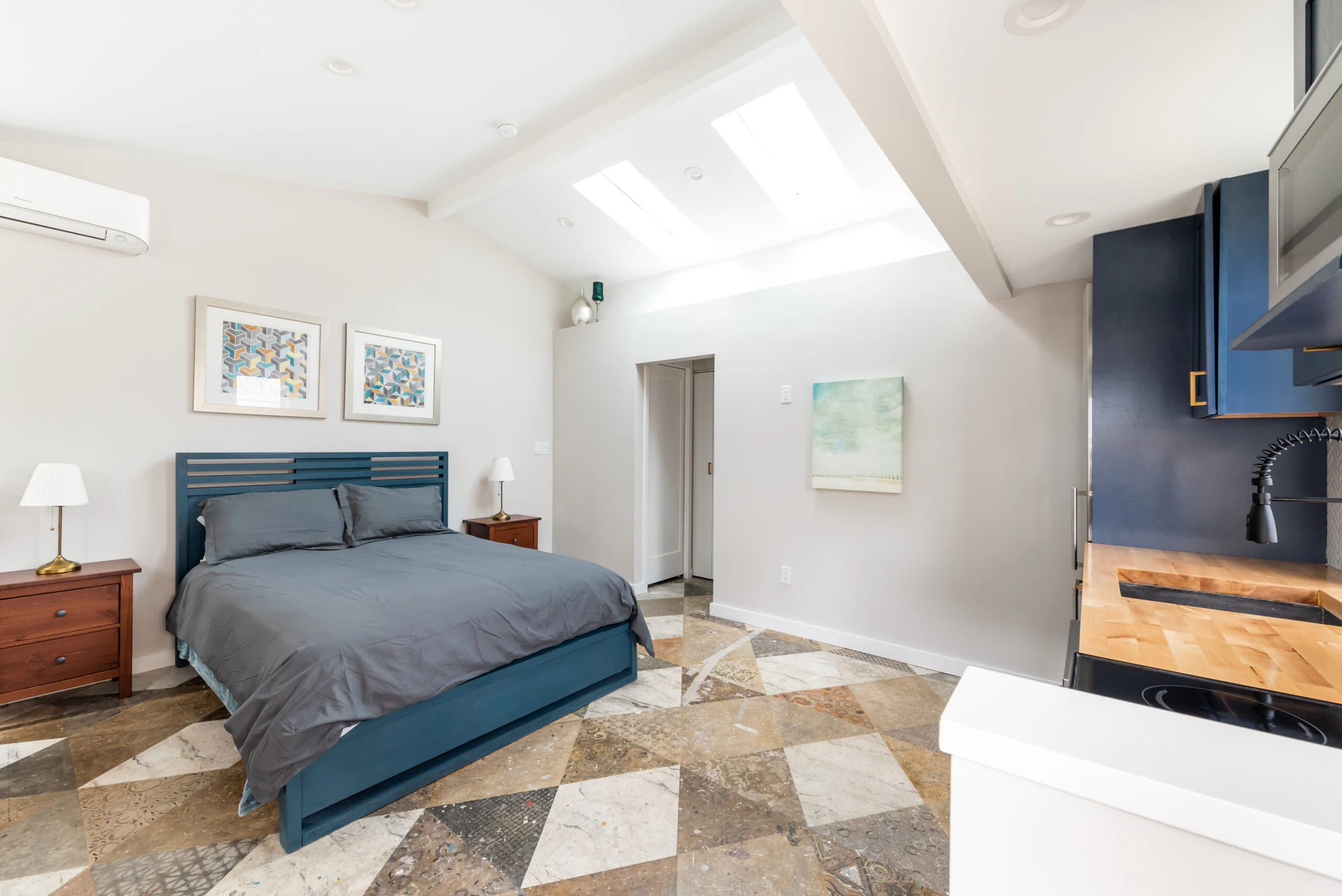 Additional Dwelling Unit — image 1