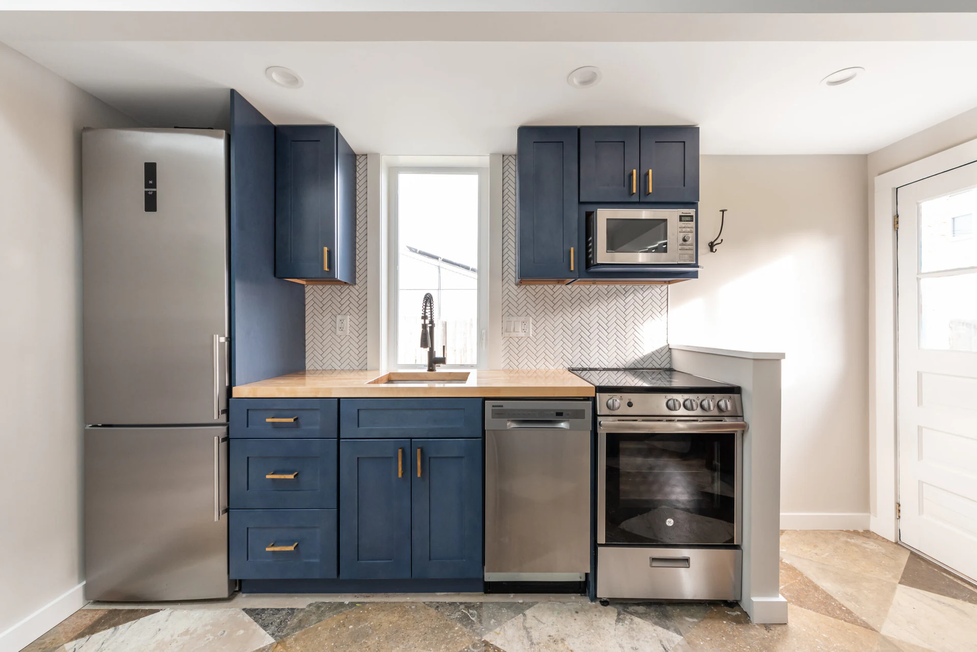Additional Dwelling Unit — image 2